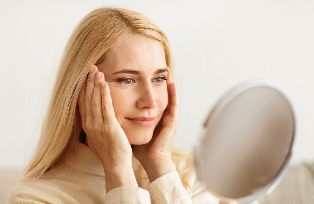 What Is the Best Age for Blepharoplasty? Banner
