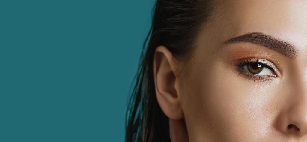 Top Signs You’re a Good Candidate for Eyelid Surgery Banner